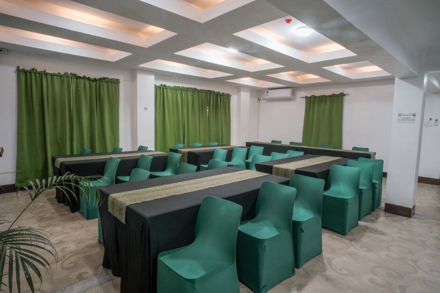 Isabel Function Room in classroom layout
