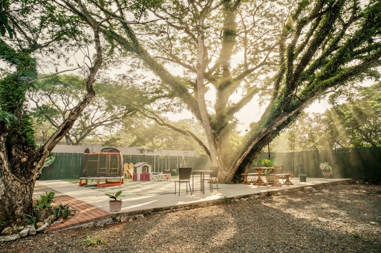 Gabe's Court, the open-air garden courtyard
